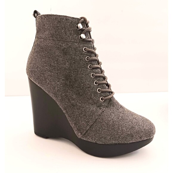 Michael Kors Gray Wool Platform Wedge Bootie Lace Up Blk Stacked Wood Heel Sz 8 - Picture 7 of 13